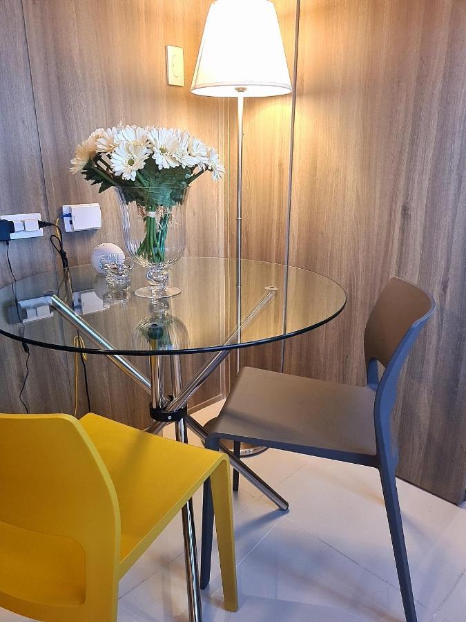 باساي Cozy Penthouse 2Br Suite W Balcony - Amazing Manila Bay View And City Skyline Near Moa المظهر الخارجي الصورة
